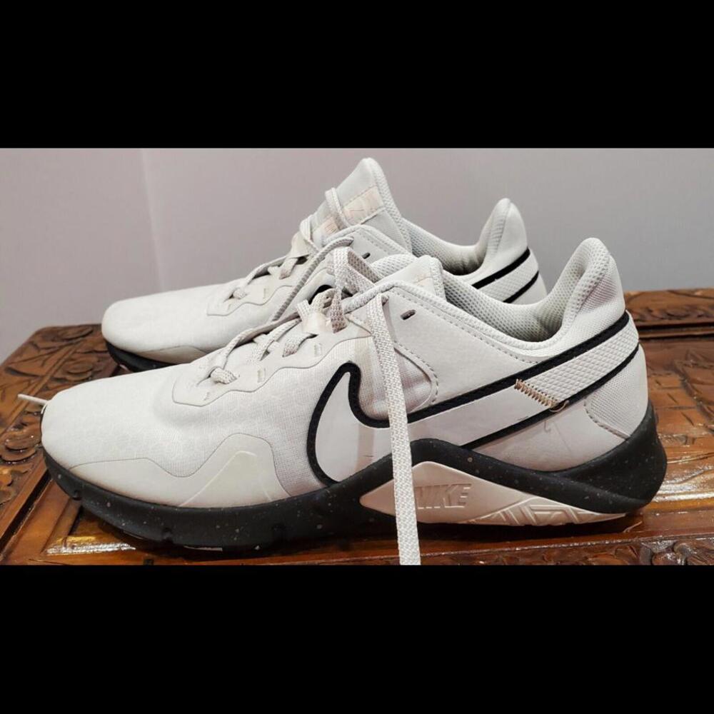 Nike Legend Essential Womens White, Pink Logo, Sneakers Training Shoes Women 8.5
